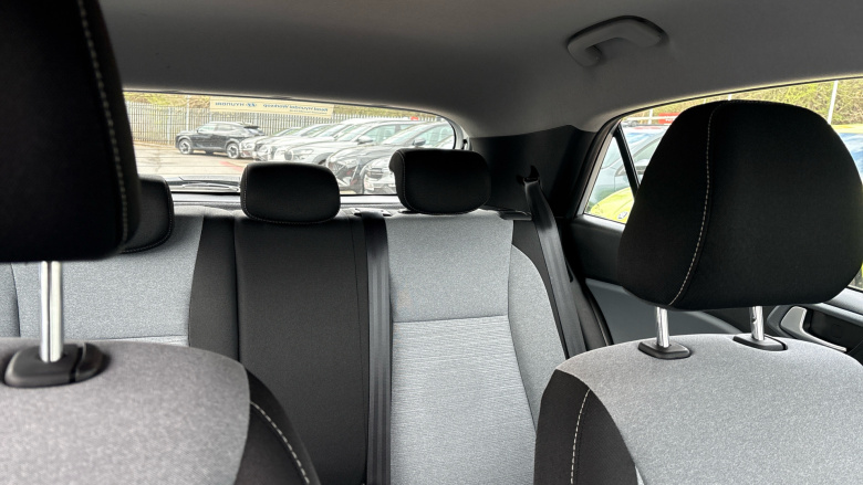 Hyundai i20 1.2 SE 5dr Petrol Hatchback